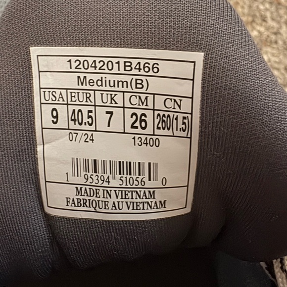 Brooks Blue and White Athletic Sneakers Ghost Max 2 - Picture 6 of 6